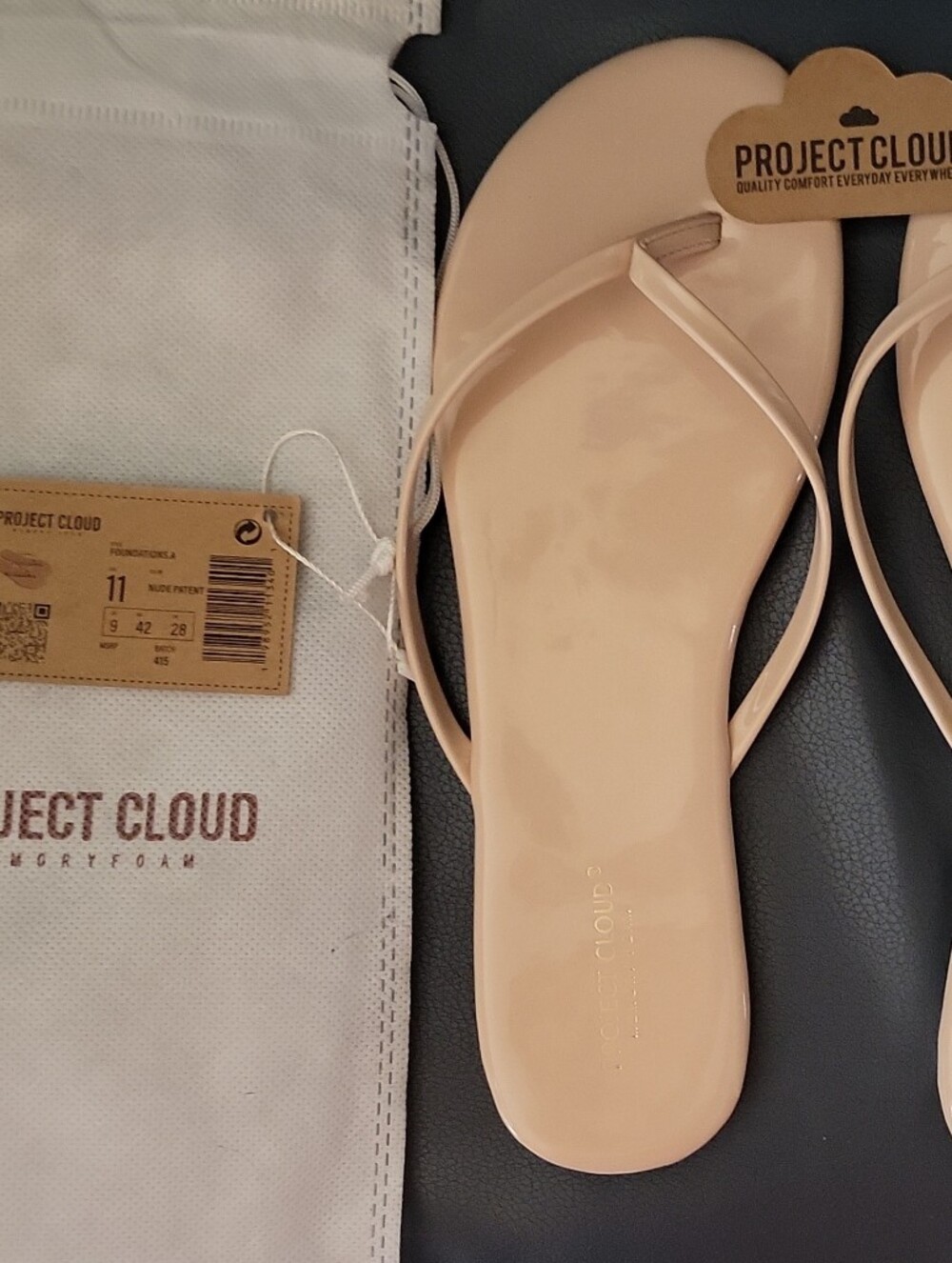 Women's New With Tag Size 11 Project Cloud Foundations Thong Sandal